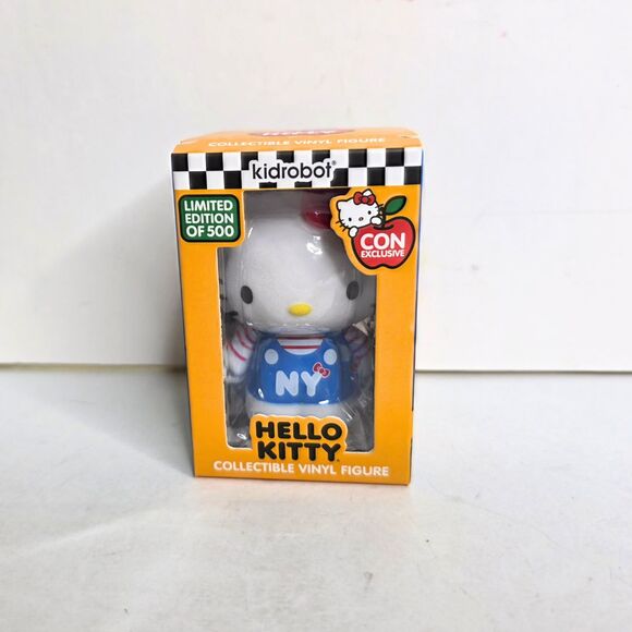 NYCC 2025 Exclusive KidRobot Helo Kitty Mini 3" Vinyl Figure LE500 - IN HAND - Picture 1 of 7